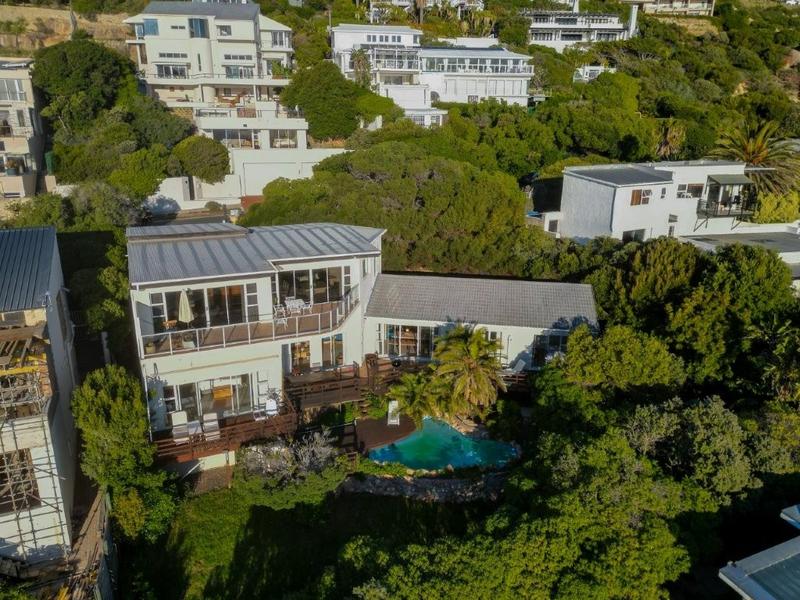 5 Bedroom Property for Sale in Llandudno Western Cape
